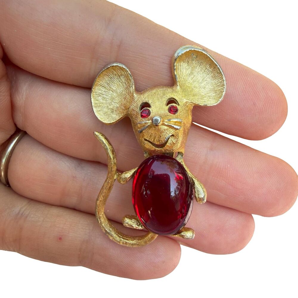 Park lane mouse brooch - red jelly belly gold figurine pin